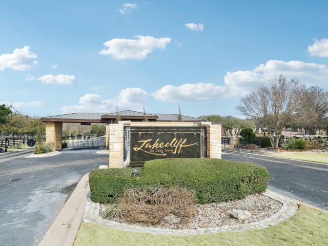 Land for sale in Spicewood, Texas