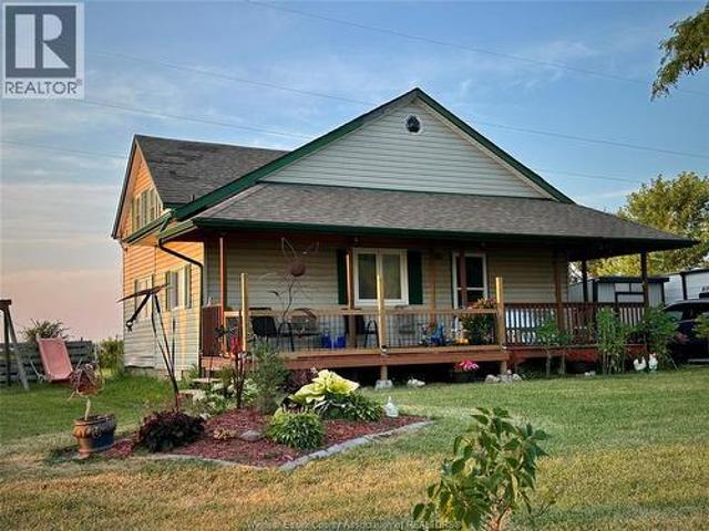 House for sale in Lakeshore, Ontario