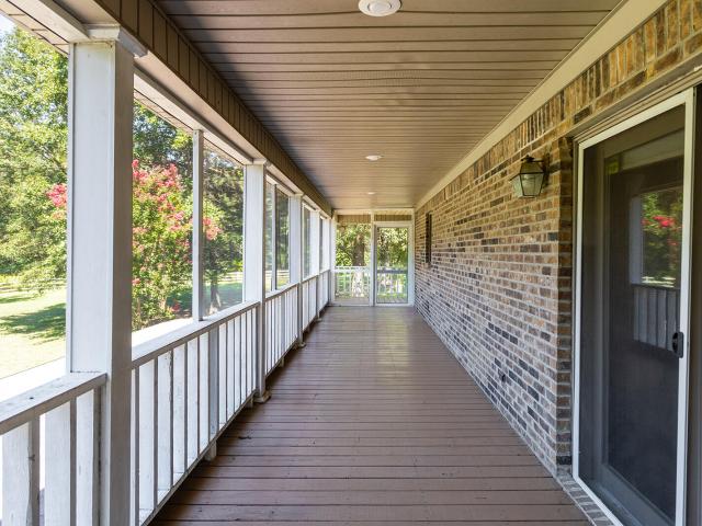 House for sale in Mayfield, Kentucky