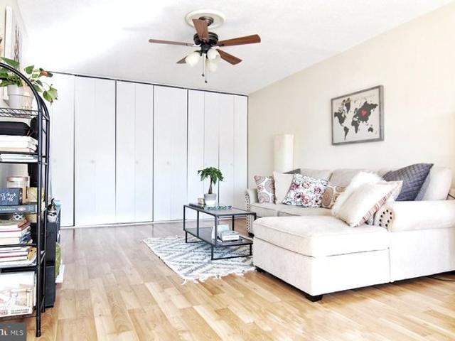 Condo for sale in Virginia