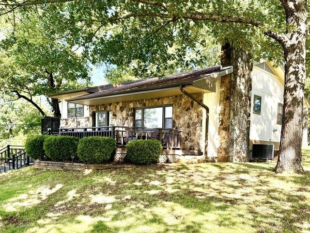 House for sale in Stone, Missouri
