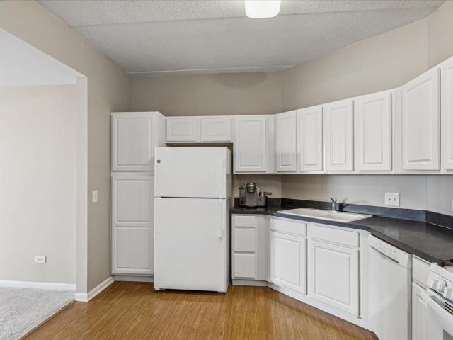 Condo for sale in Rolling Meadows, Illinois