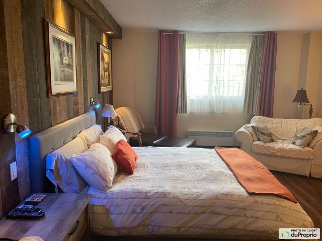 Apartment for rent in Saint-Sauveur, Laurentides
