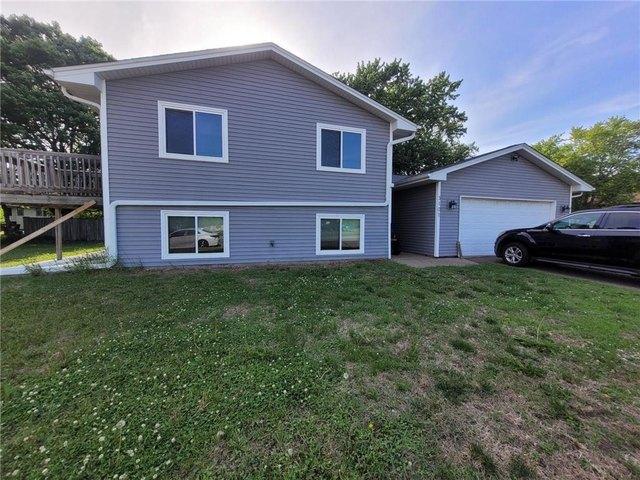House for sale in Hennepin, Minnesota