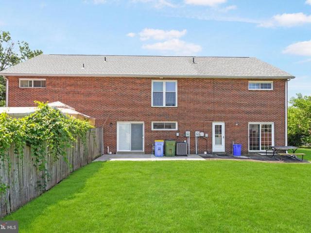Townhouse for sale in Dover