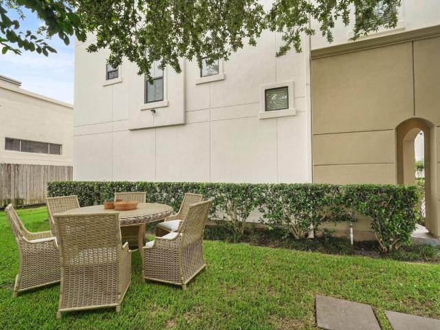 Townhouse for sale in Houston