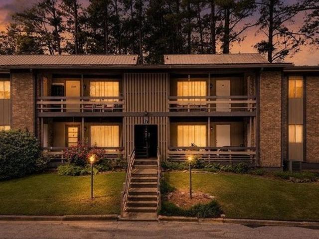 Condo for sale in Hoover, Alabama