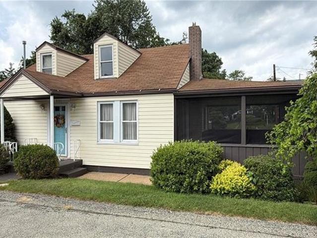 House for sale in New Kensington, Pennsylvania