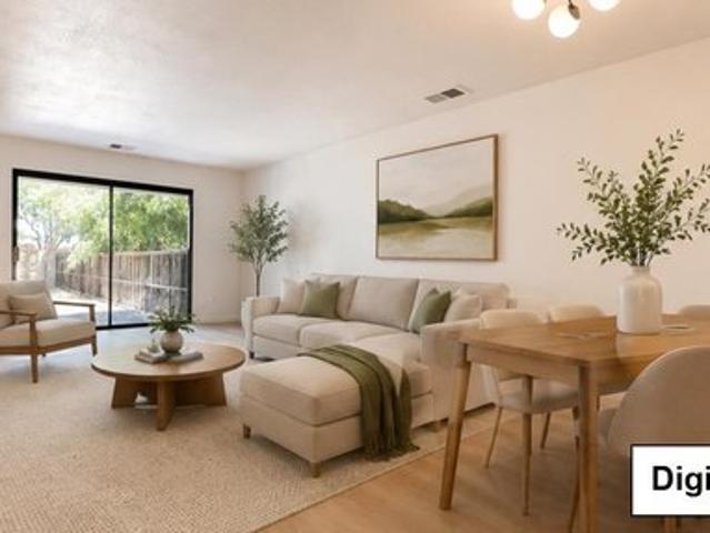 Townhouse for sale in Pittsburg, California