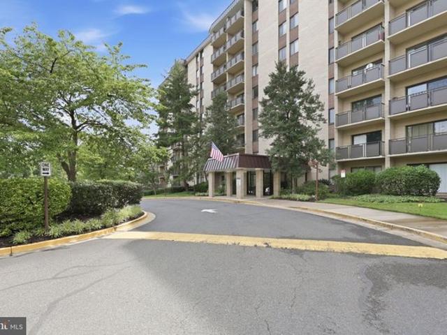 Condo for sale in Virginia