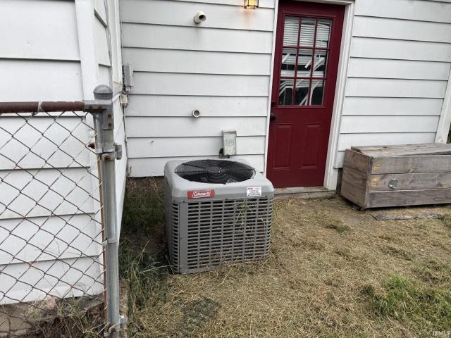 House for sale in Evansville, Indiana