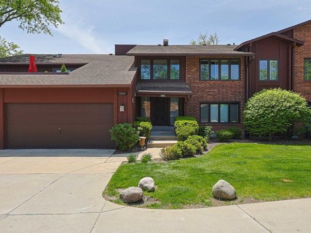 Condo for sale in Northbrook, Illinois