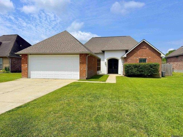 House for sale in Walker, Livingston Parish