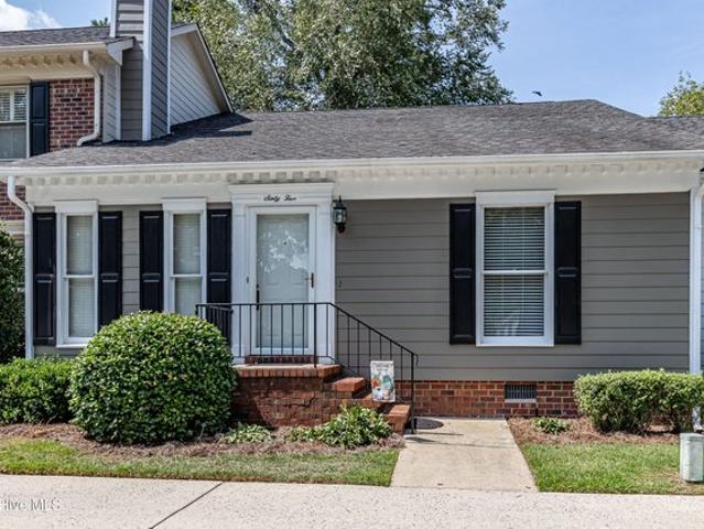 Townhouse for sale in Goldsboro, North Carolina