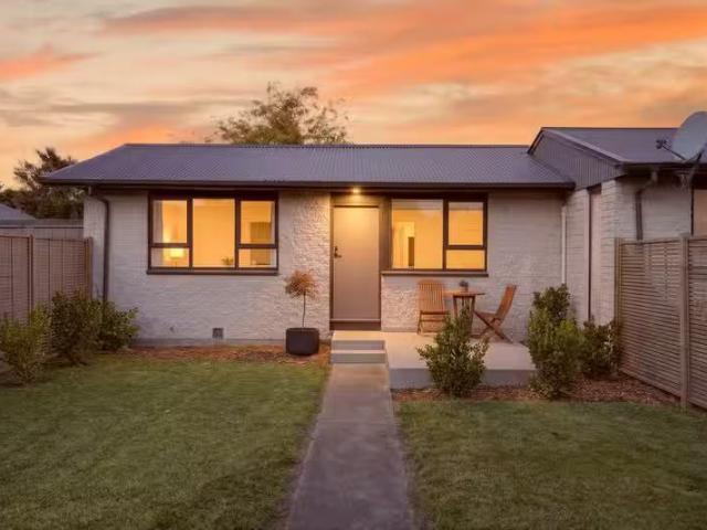 House for sale in Edgeware, Canterbury
