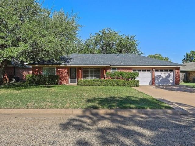 House for sale in Taylor, Texas