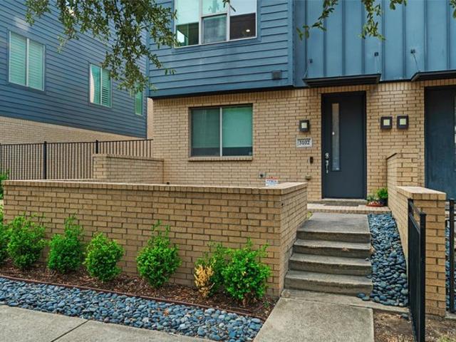 Townhouse for sale in Dallas, Texas