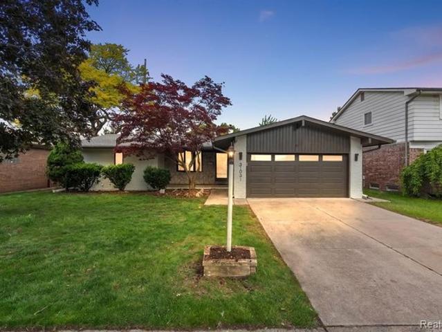 House for sale in Saint Clair Shores, Michigan