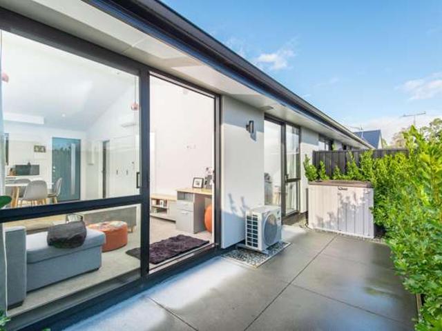 Apartment for sale in Otakou