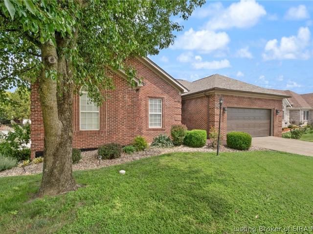 House for sale in Jeffersonville, Indiana