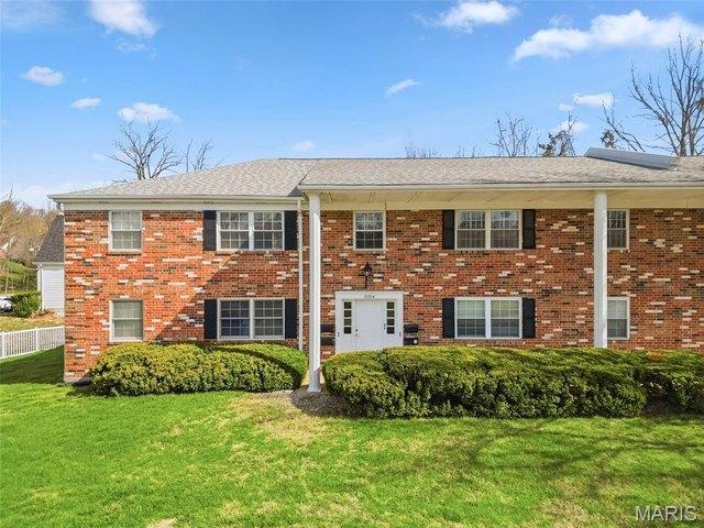 Condo for sale in Earth City, Missouri