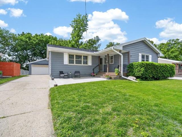 House for sale in West Des Moines, Iowa