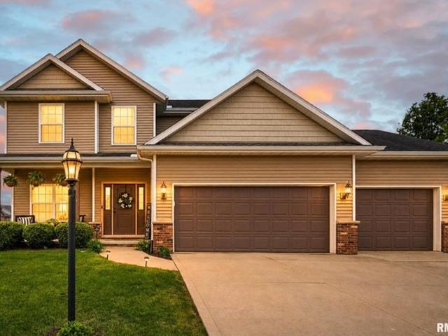 House for sale in Dunlap, Illinois
