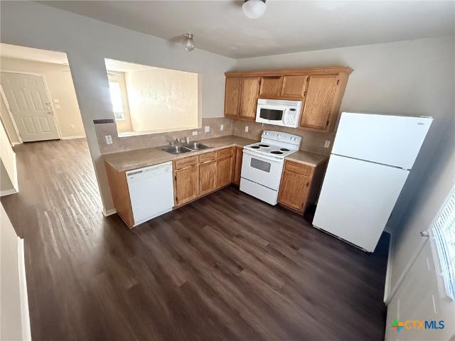 Townhouse for sale in Briggs, Texas