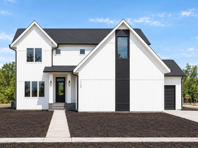House for sale in Davies, Fargo