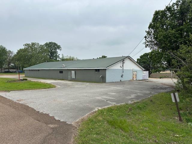 Commercial for sale in Tennessee