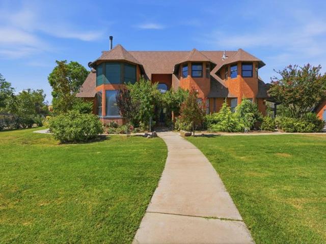 House for sale in Tulare, California