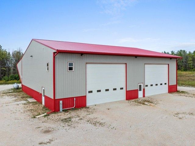House for sale in Mishicot, Manitowoc County