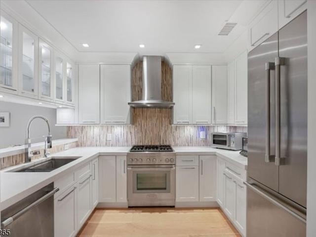 Condo for sale in Rockaway, New Jersey