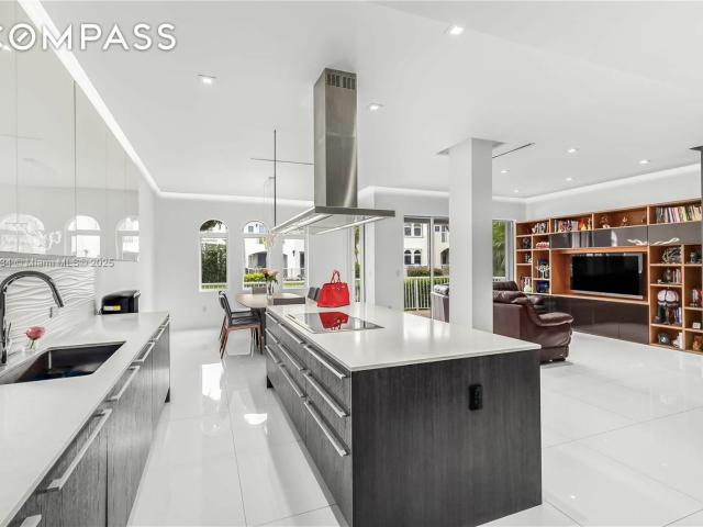 Townhouse for sale in Aventura