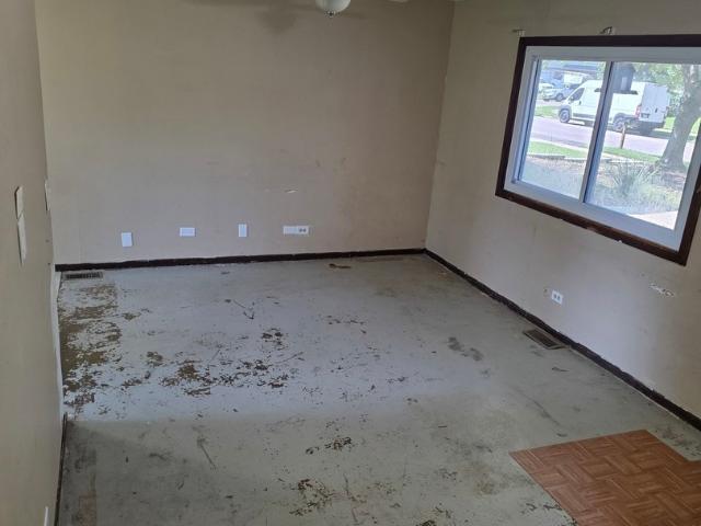 House for sale in Aurora, Illinois