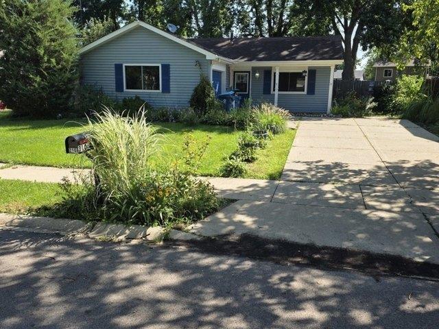 House for sale in Aurora, Illinois
