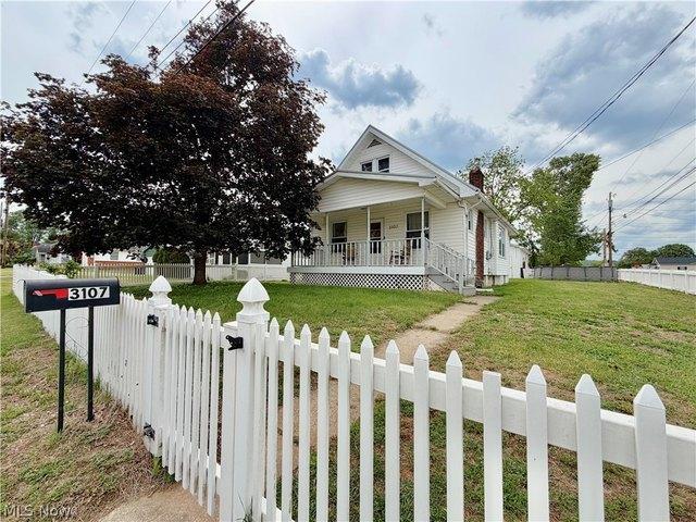 House for sale in Vienna, West Virginia