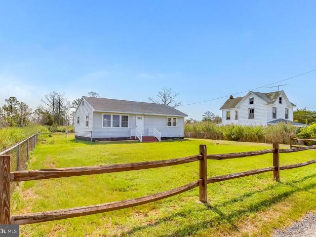 House for sale in Crisfield, Maryland