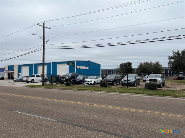 Commercial for sale in Victoria