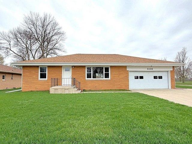 House for sale in Emmetsburg, Iowa