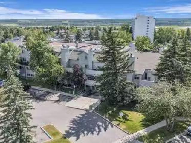 Condo for sale in Calgary