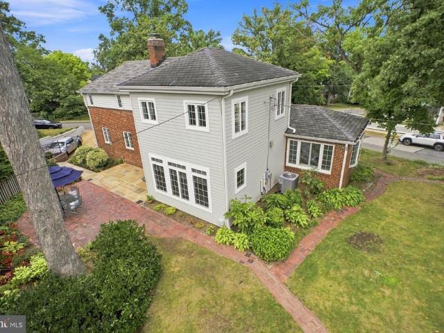 House for sale in George Mason, Alexandria