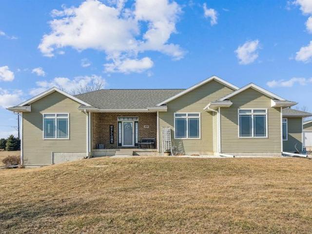 House for sale in New Hartford, Iowa