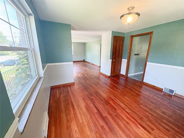 House for sale in Bethel Park, Pennsylvania