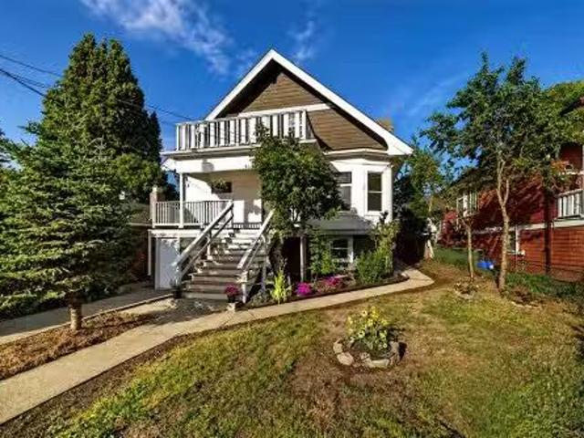 House for sale in Victoria, British Columbia