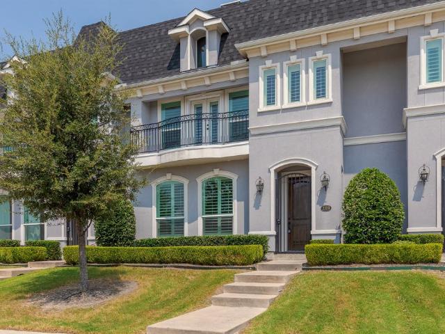 Townhouse for sale in Mckinney, Texas