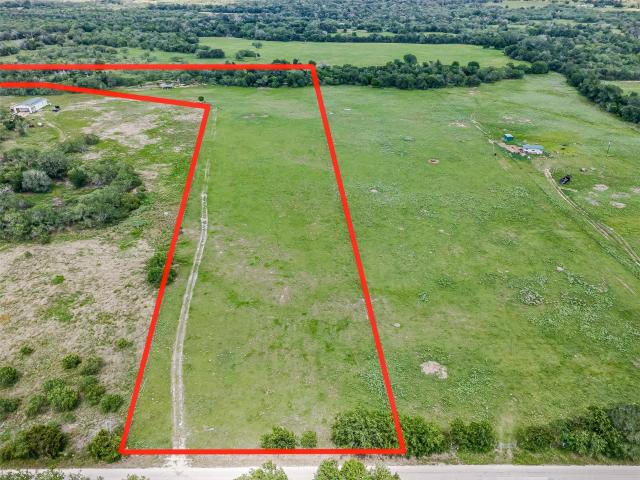 Land for sale in Luling, Texas