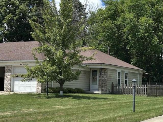 Townhouse for sale in Flushing, Michigan