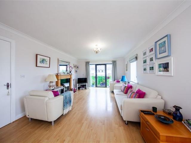 Apartment for sale in Bluebell, North Tipperary