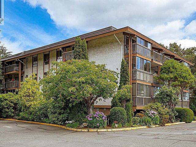 Condo for sale in Saanich, British Columbia